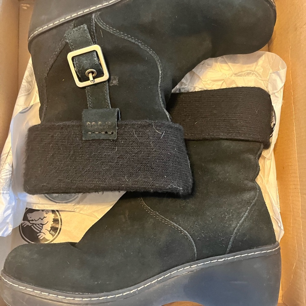 CROCS Black Cobbler Ankle Boots